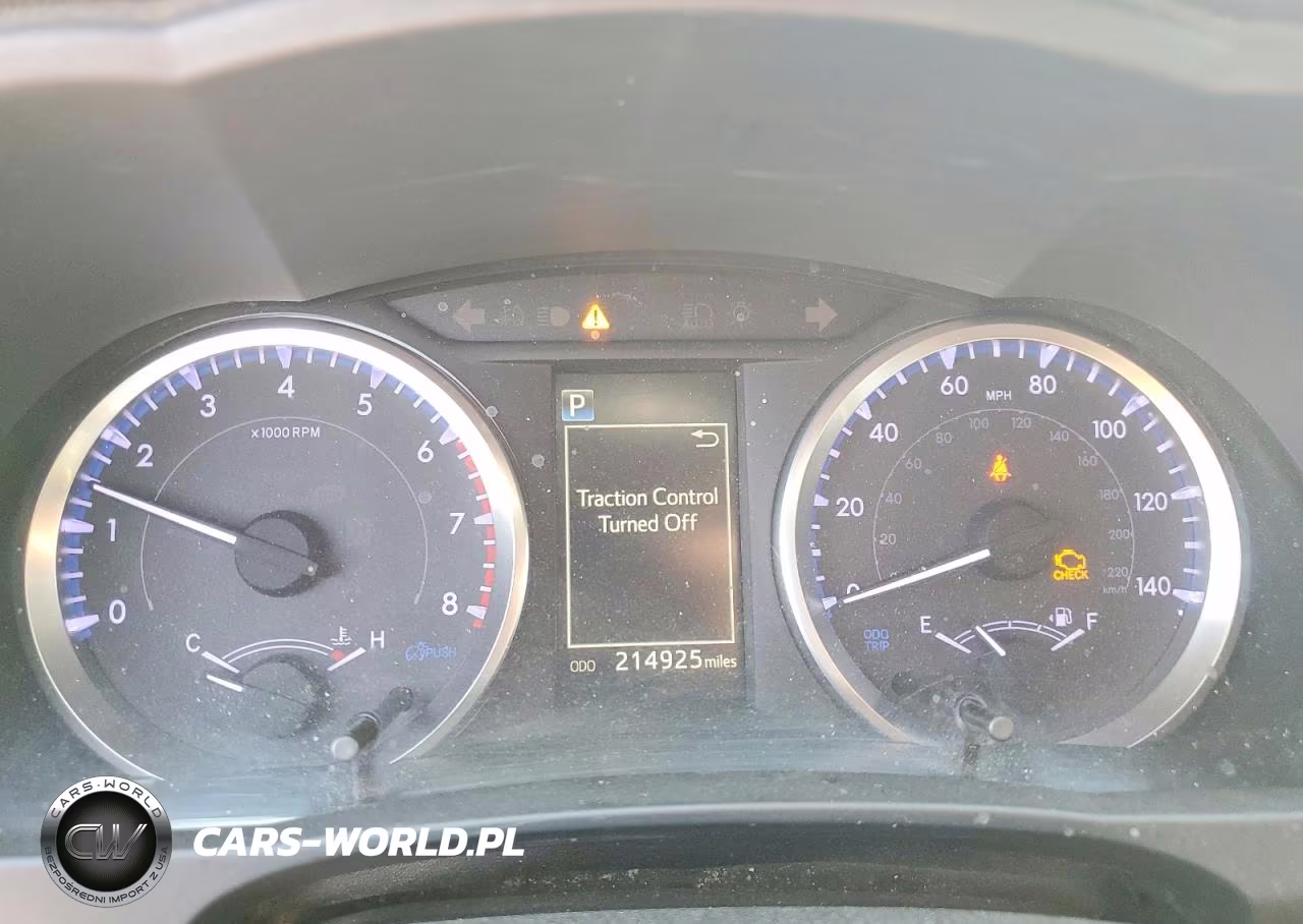 2019 Toyota Highlander Le VIN:5TDZARFH9KS051485 - 9