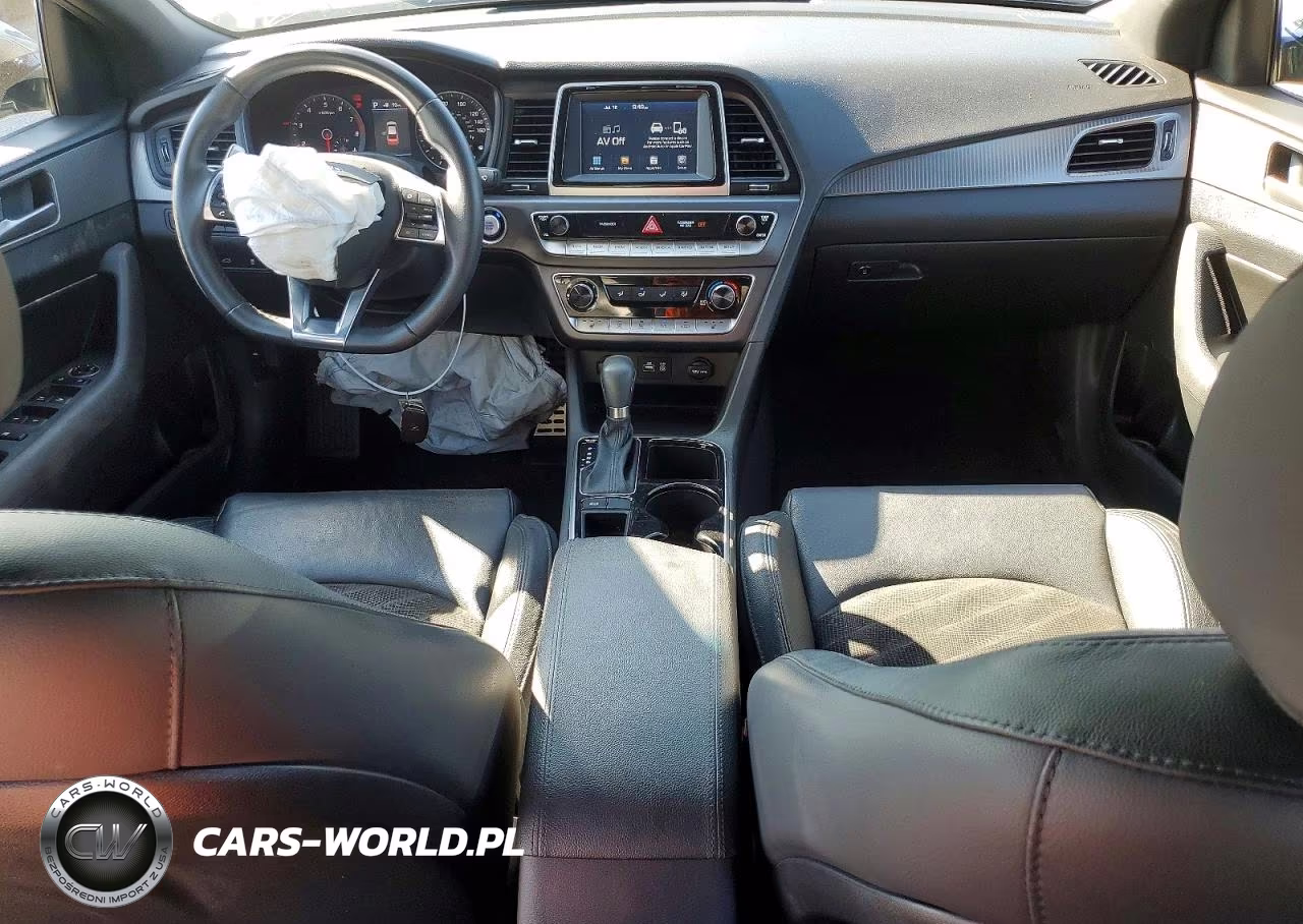 2018 Hyundai Sonata Sport VIN:5NPE34AF7JH672827 - 8