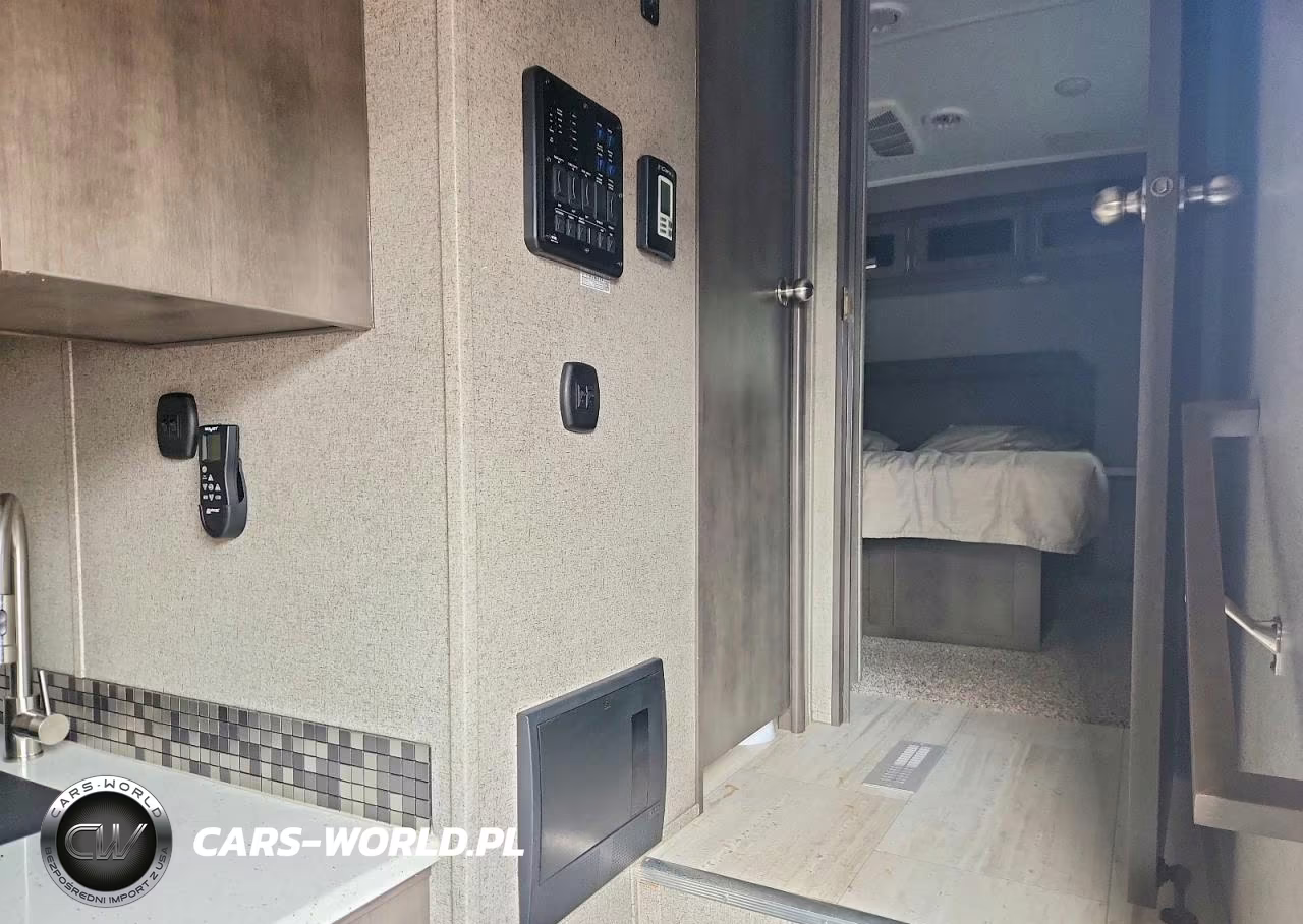 2019 Foresriver Flagstaff Lite Weight Camper VIN:4X4FFLE29K1888730 - 8