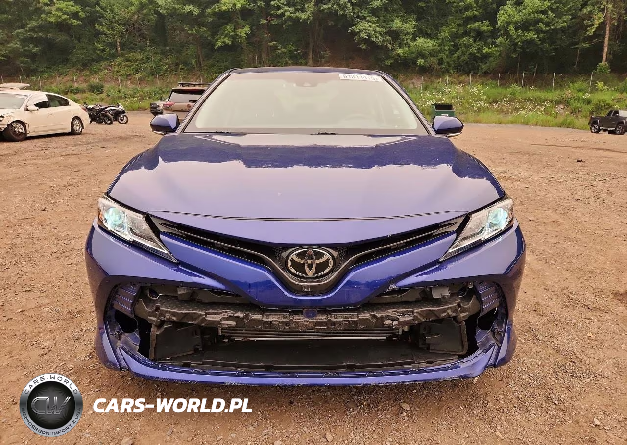 2018 Toyota Camry Le VIN:4T1B11HK2JU528520 - 5