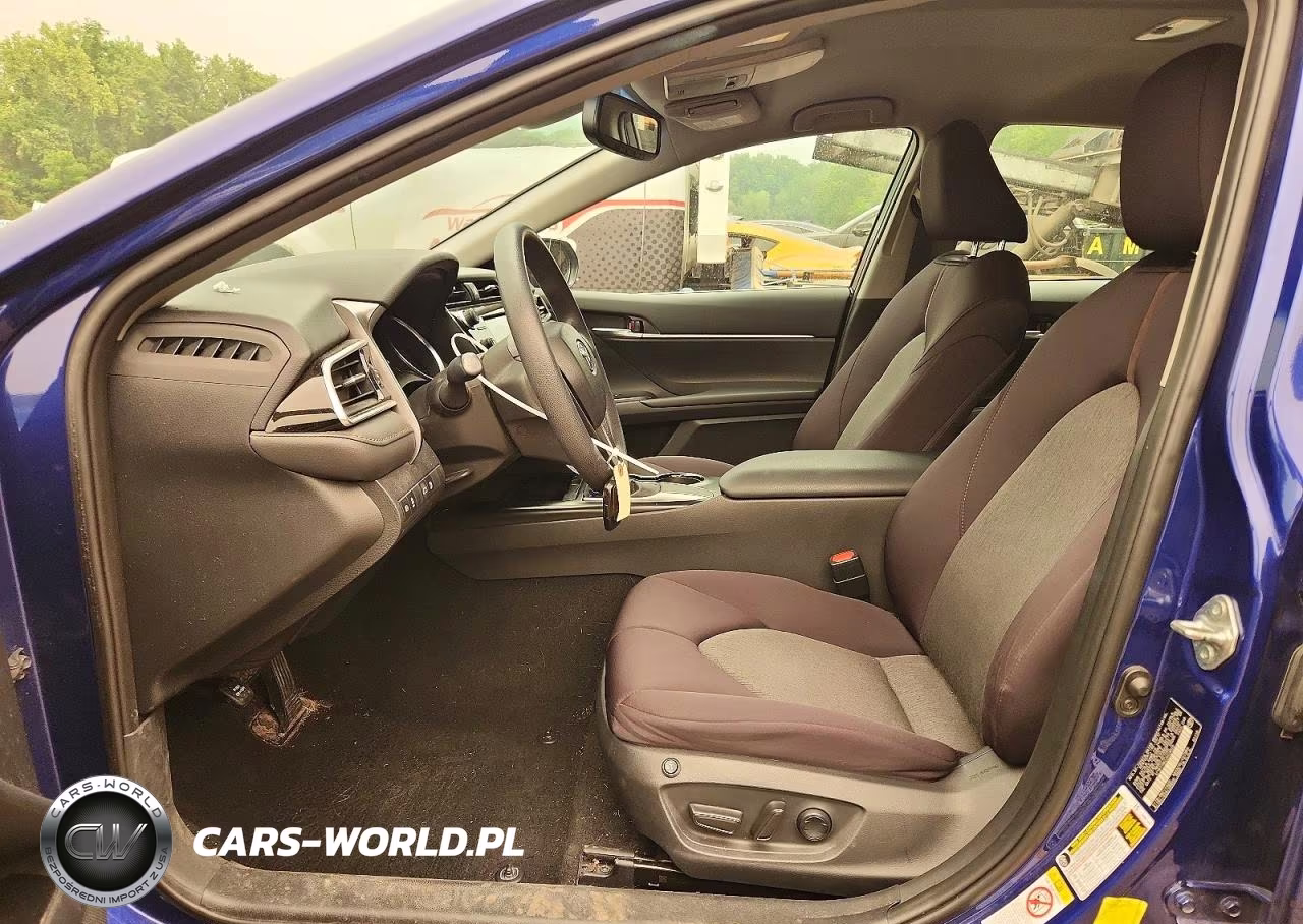 2018 Toyota Camry Le VIN:4T1B11HK2JU528520 - 7