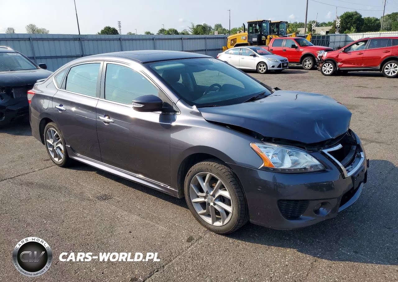 2015 Nissan Sentra Sr VIN:3N1AB7AP8FY325113 - 4