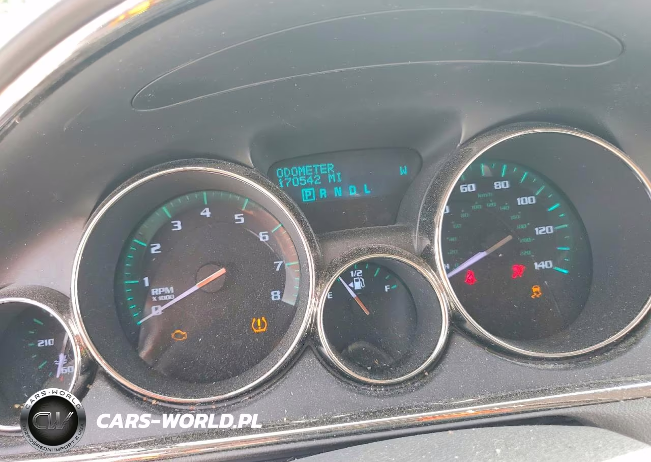 2017 Buick Enclave VIN:5GAKRAKD1HJ140506 - 9