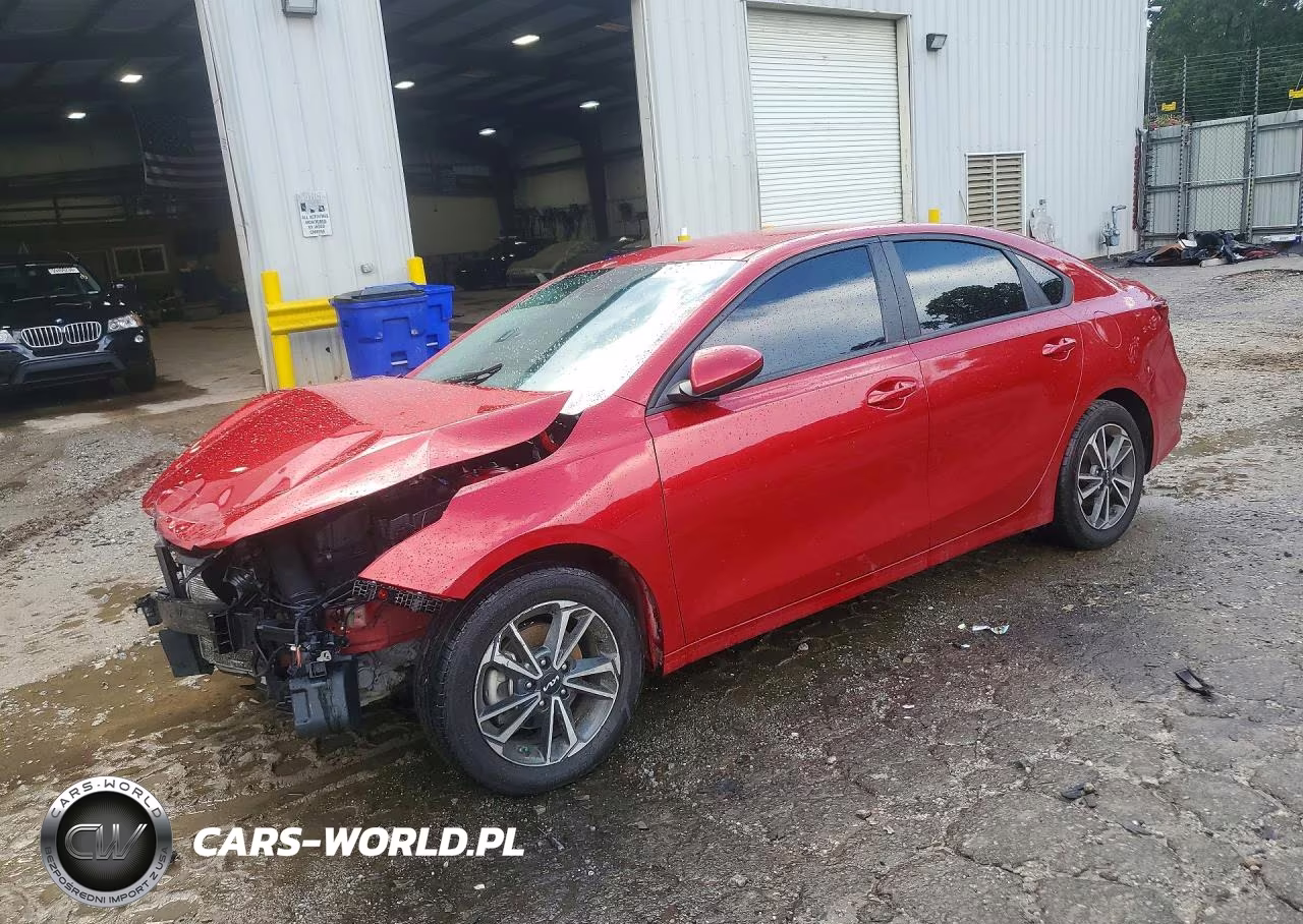 2023 Kia Forte Lxs – zdjęcie 1 z 12