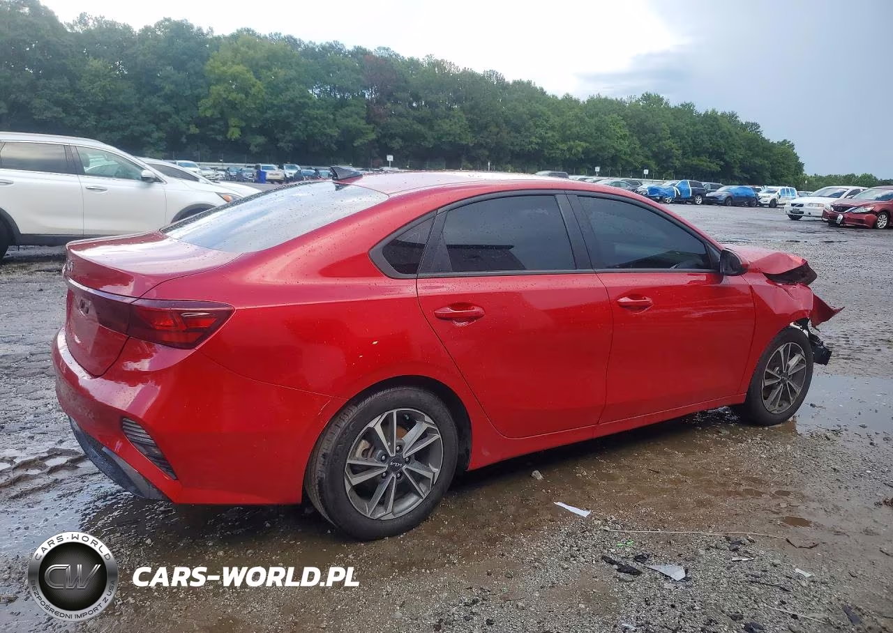 2023 Kia Forte Lxs VIN:3KPF24AD1PE556140 - 3