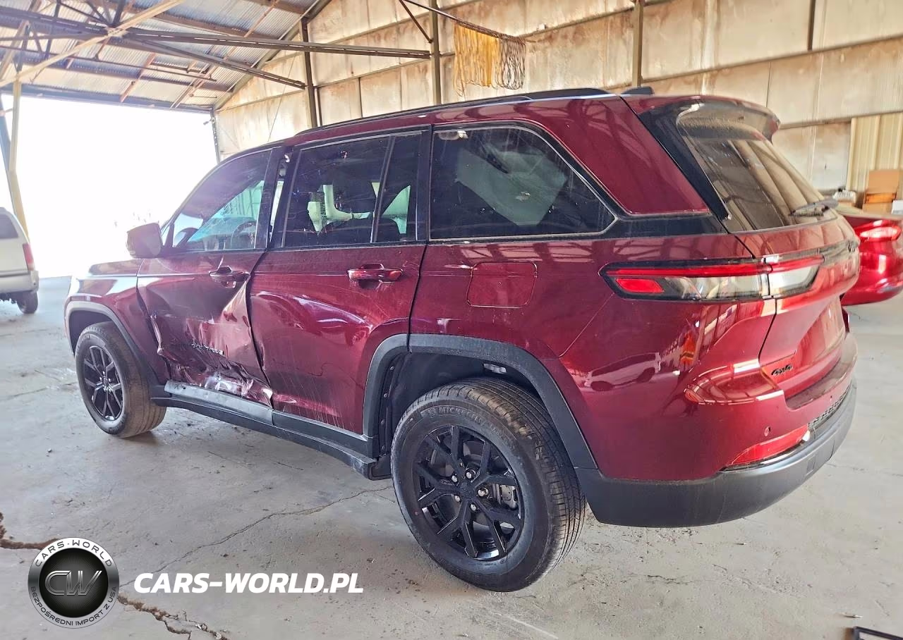 2025 Jeep Grand Cherokee Laredo VIN:1C4RJHAGXSC273561 - 2