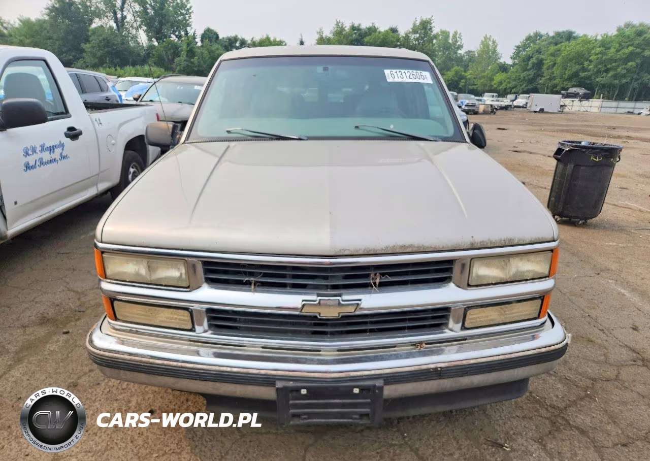 1999 Chevrolet Suburban C1500 VIN:3GNEC16R3XG143255 - 5