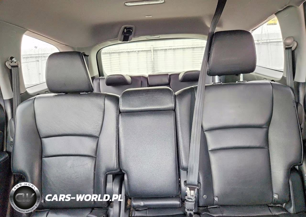 2018 Honda Pilot Touring VIN:5FNYF6H93JB037781 - 10