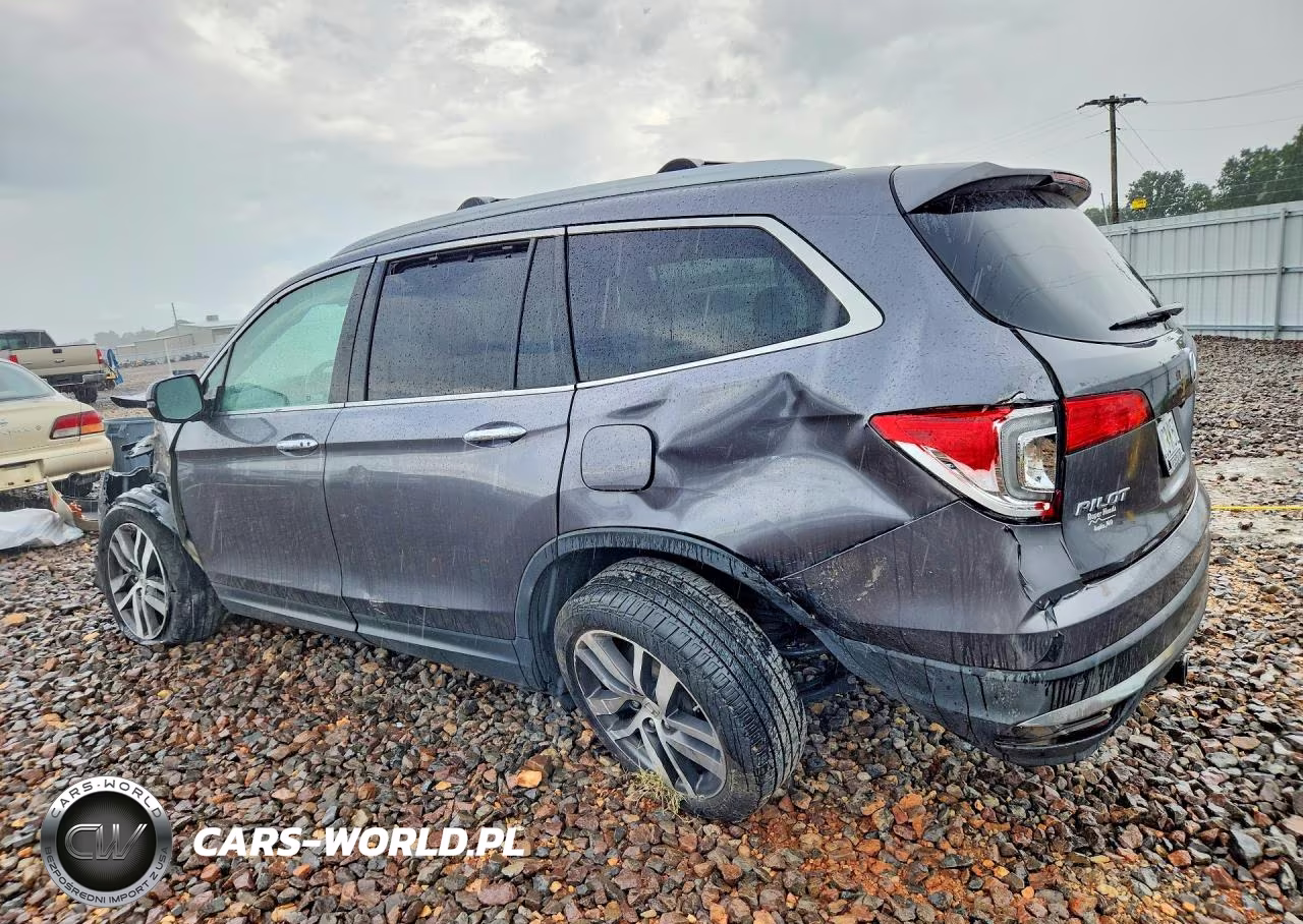 2018 Honda Pilot Touring VIN:5FNYF6H93JB037781 - 2