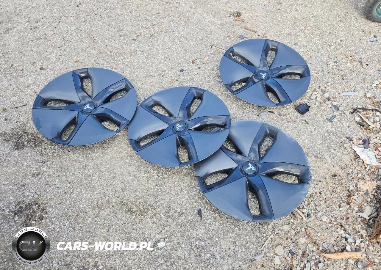 2023 Tesla Model 3 VIN:5YJ3E1EA7PF588058 - 12