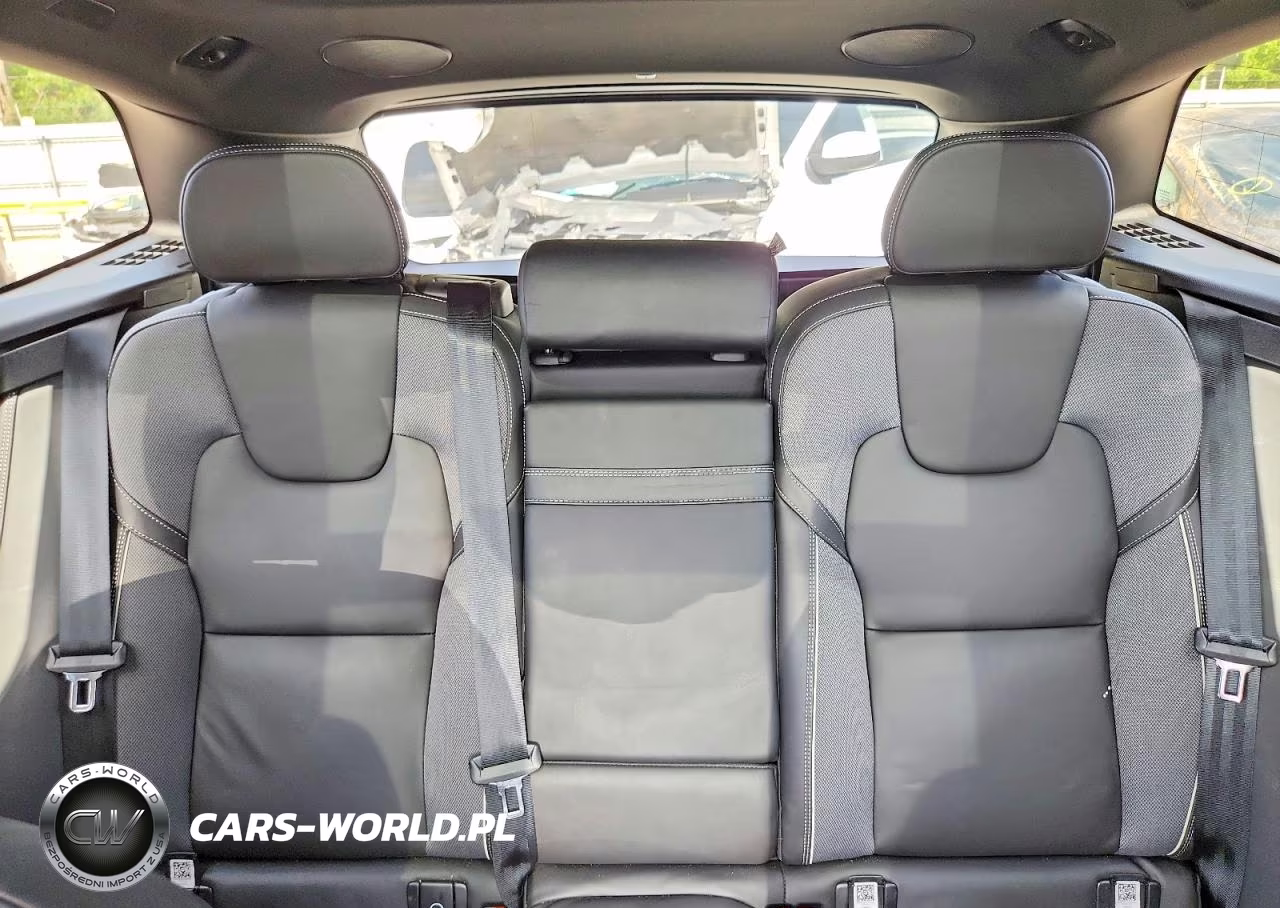 2020 Volvo Xc60 T8 R-Design VIN:YV4BR0DM1L1507013 - 10