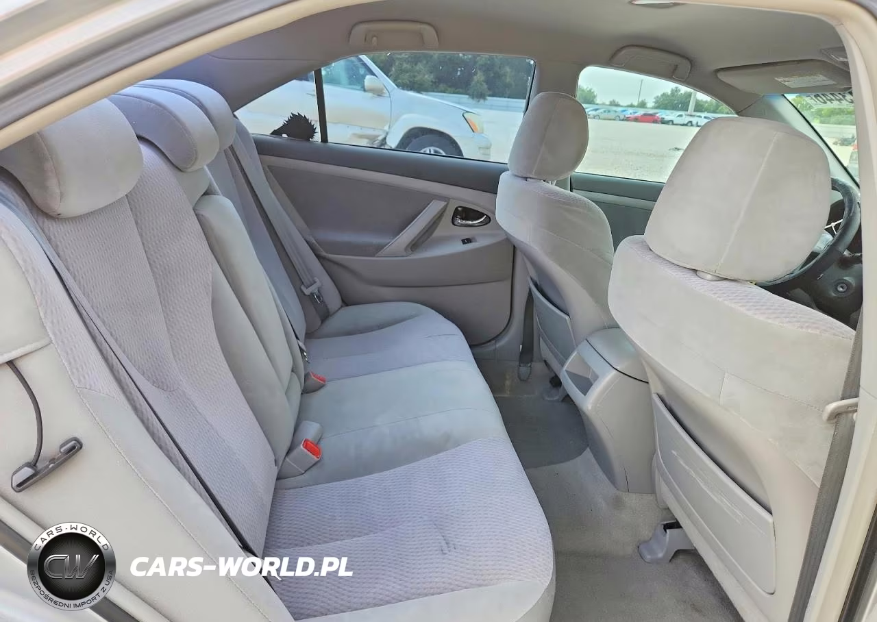 2010 Toyota Camry Le VIN:4T1BF3EK2AU047023 - 10