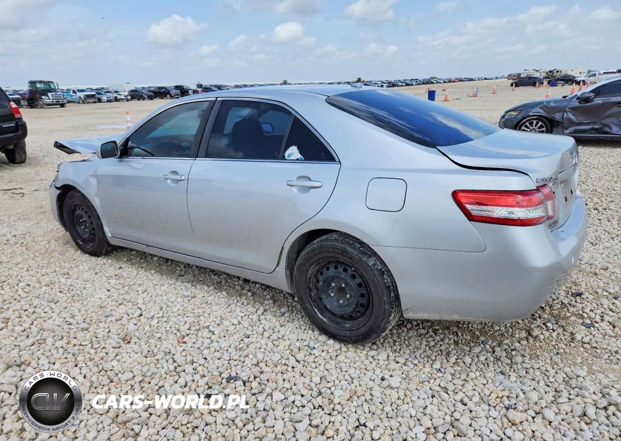 2010 Toyota Camry Le VIN:4T1BF3EK2AU047023 - 2
