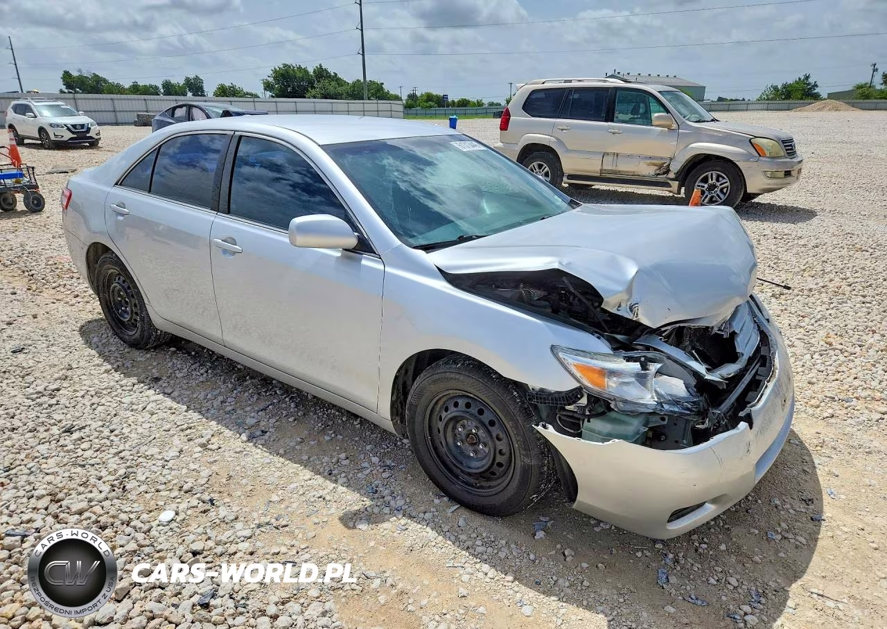2010 Toyota Camry Le VIN:4T1BF3EK2AU047023 - 4