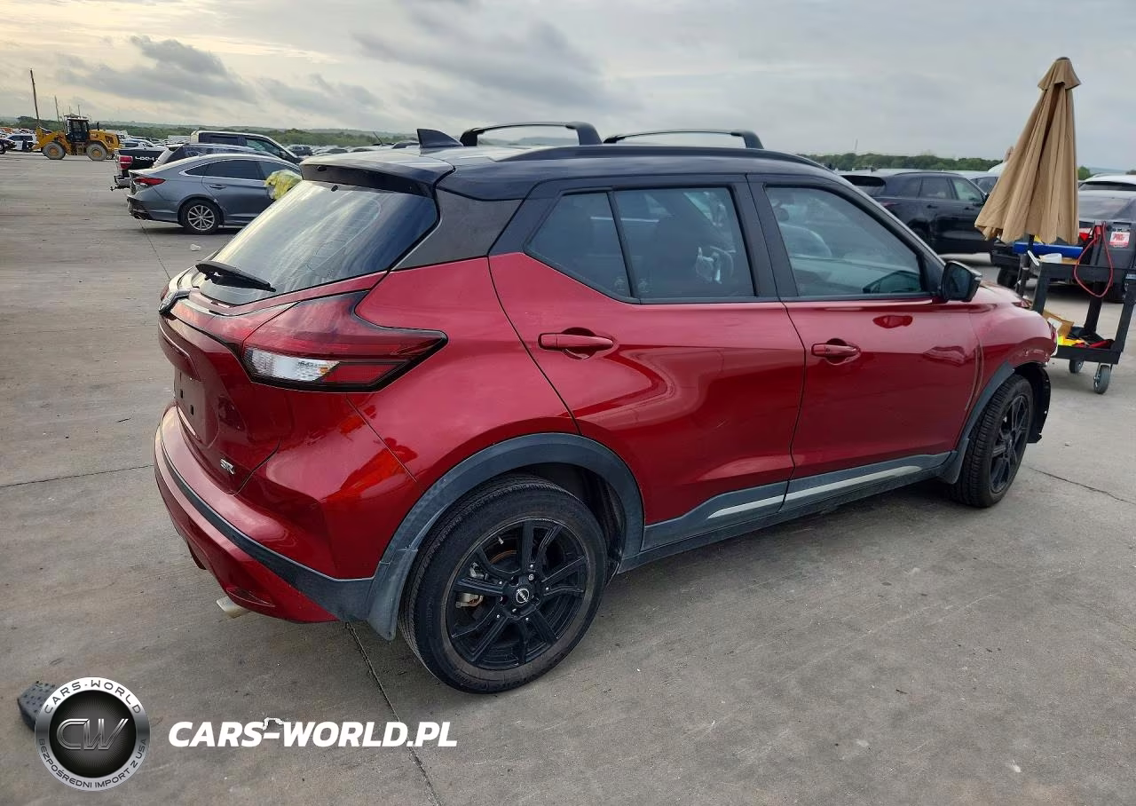 2023 Nissan Kicks Sr VIN:3N1CP5DV2PL564115 - 3