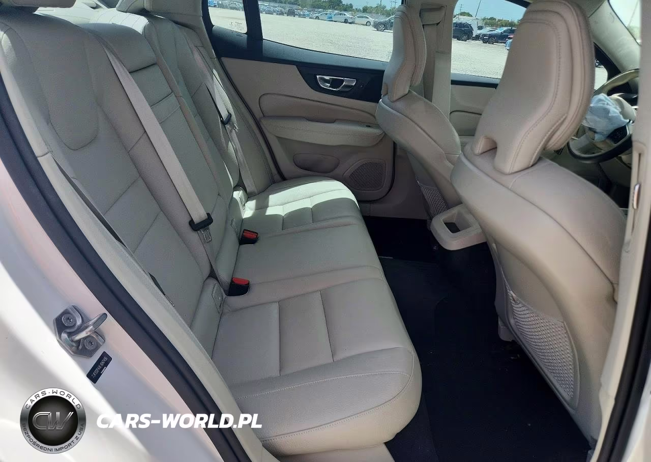 2020 Volvo S60 T5 Momentum VIN:7JR102FK4LG047456 - 10