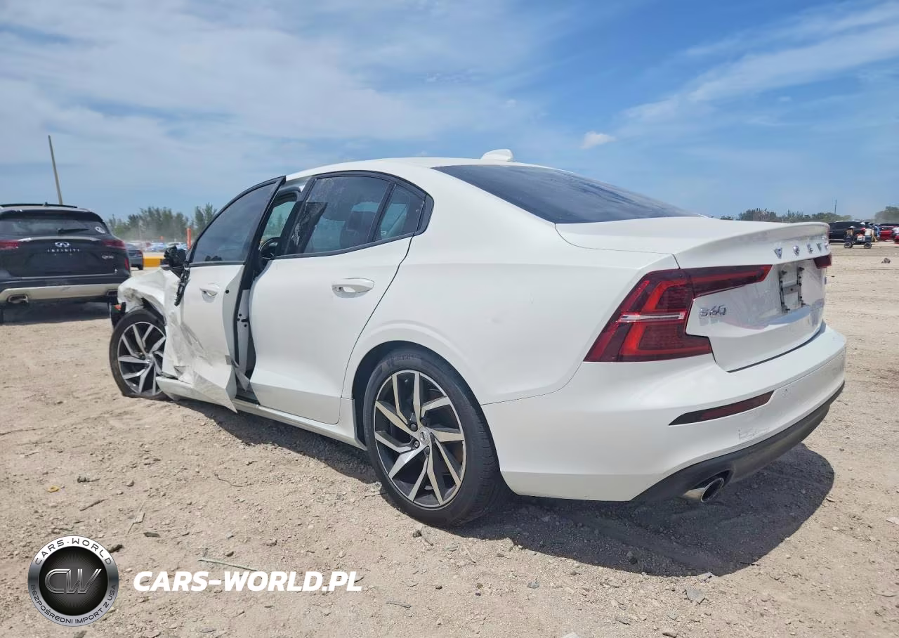 2020 Volvo S60 T5 Momentum VIN:7JR102FK4LG047456 - 2