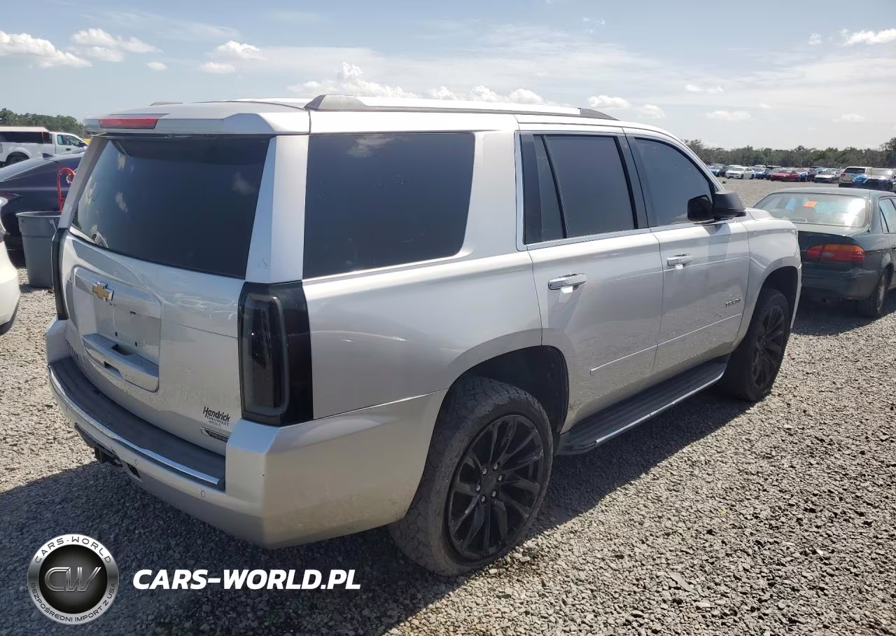 2017 Chevrolet Tahoe C1500 Premier VIN:1GNSCCKC4HR112002 - 3