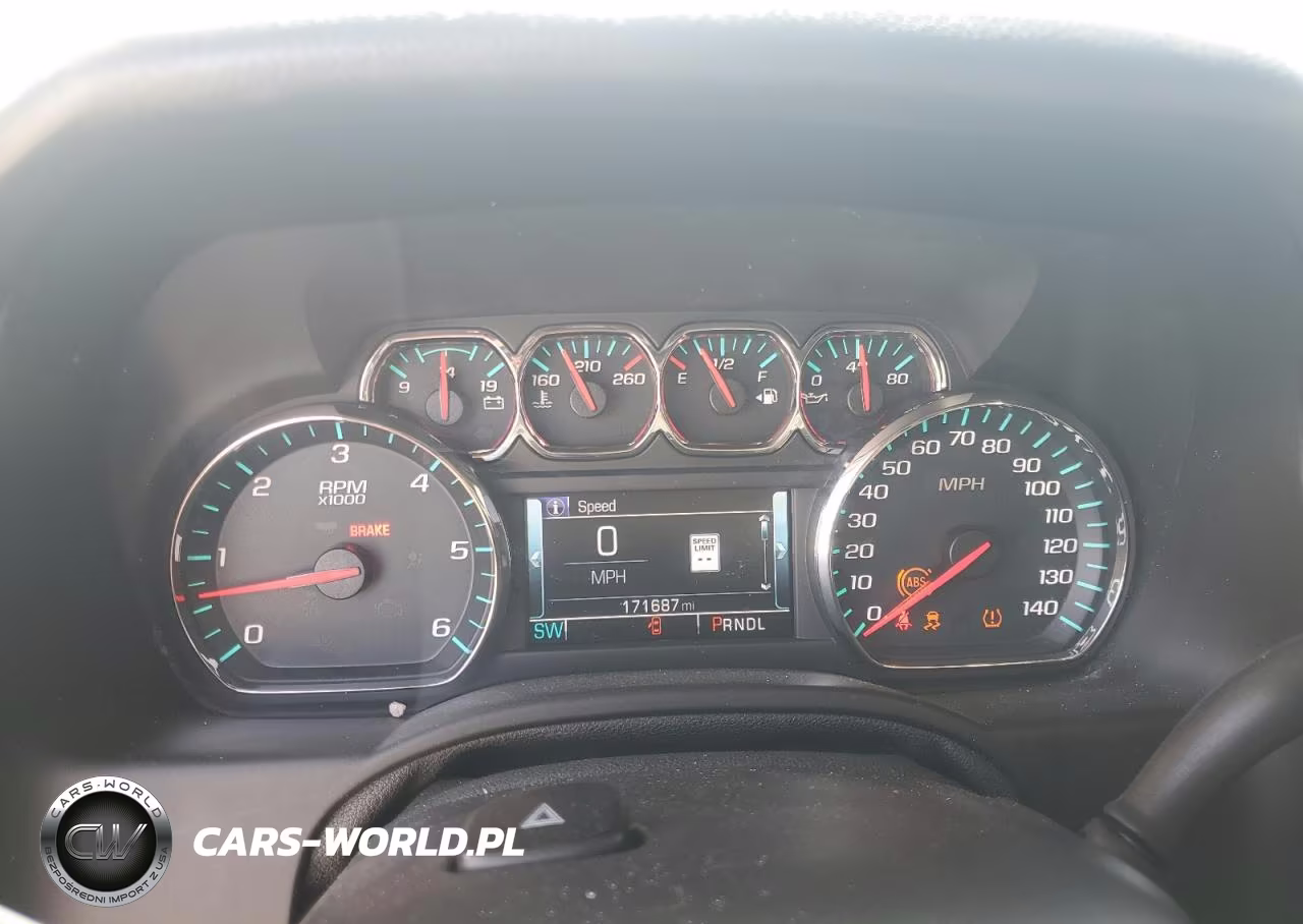 2017 Chevrolet Tahoe C1500 Premier VIN:1GNSCCKC4HR112002 - 9