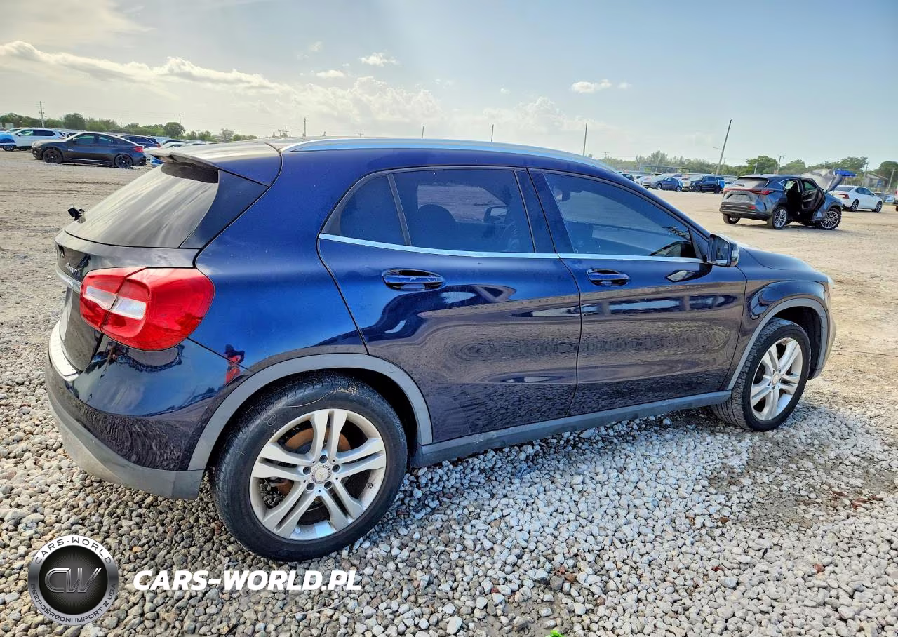 2018 Mercedes-Benz Gla 250 4Matic VIN:WDCTG4GB3JJ373191 - 3
