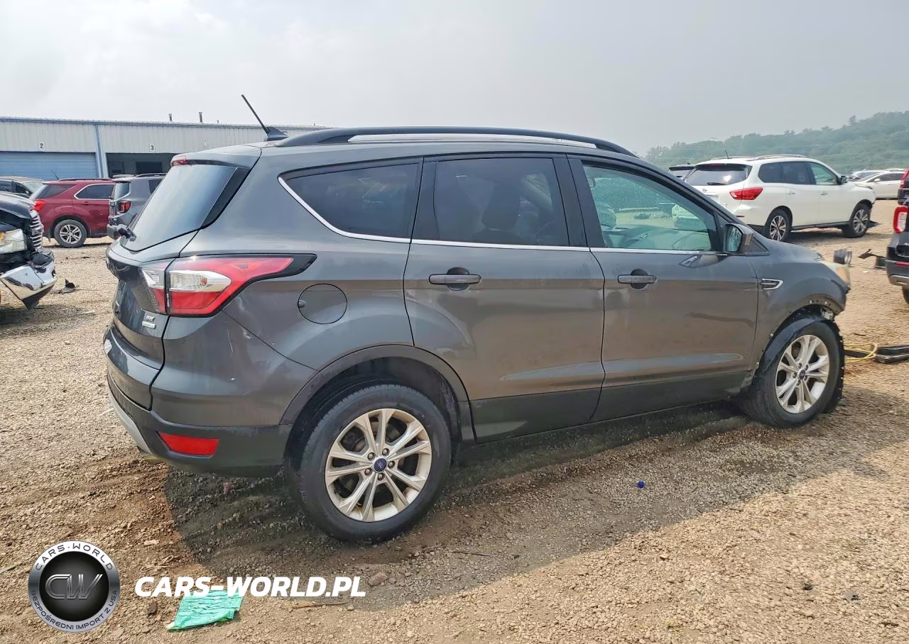 2018 Ford Escape Se VIN:1FMCU0GD1JUA02596 - 3