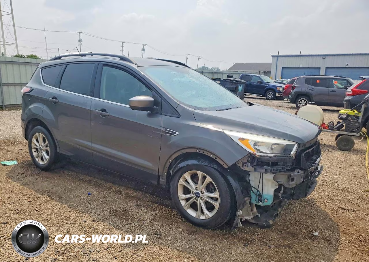 2018 Ford Escape Se VIN:1FMCU0GD1JUA02596 - 4