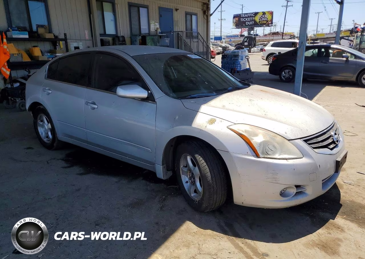 2012 Nissan Altima Base-S VIN:1N4AL2AP8CN572076 - 4