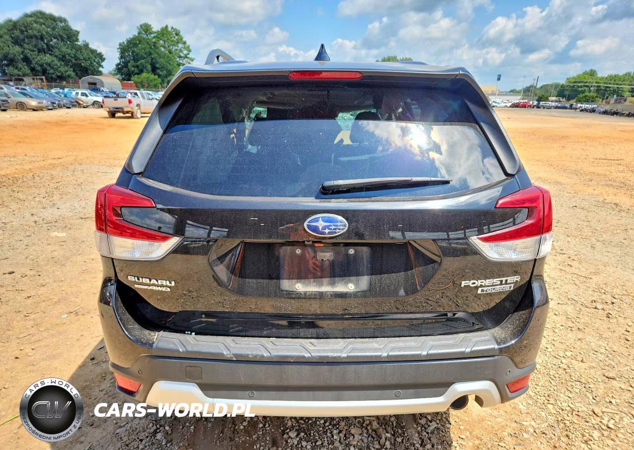 2019 Subaru Forester Touring VIN:JF2SKAWC6KH407269 - 6