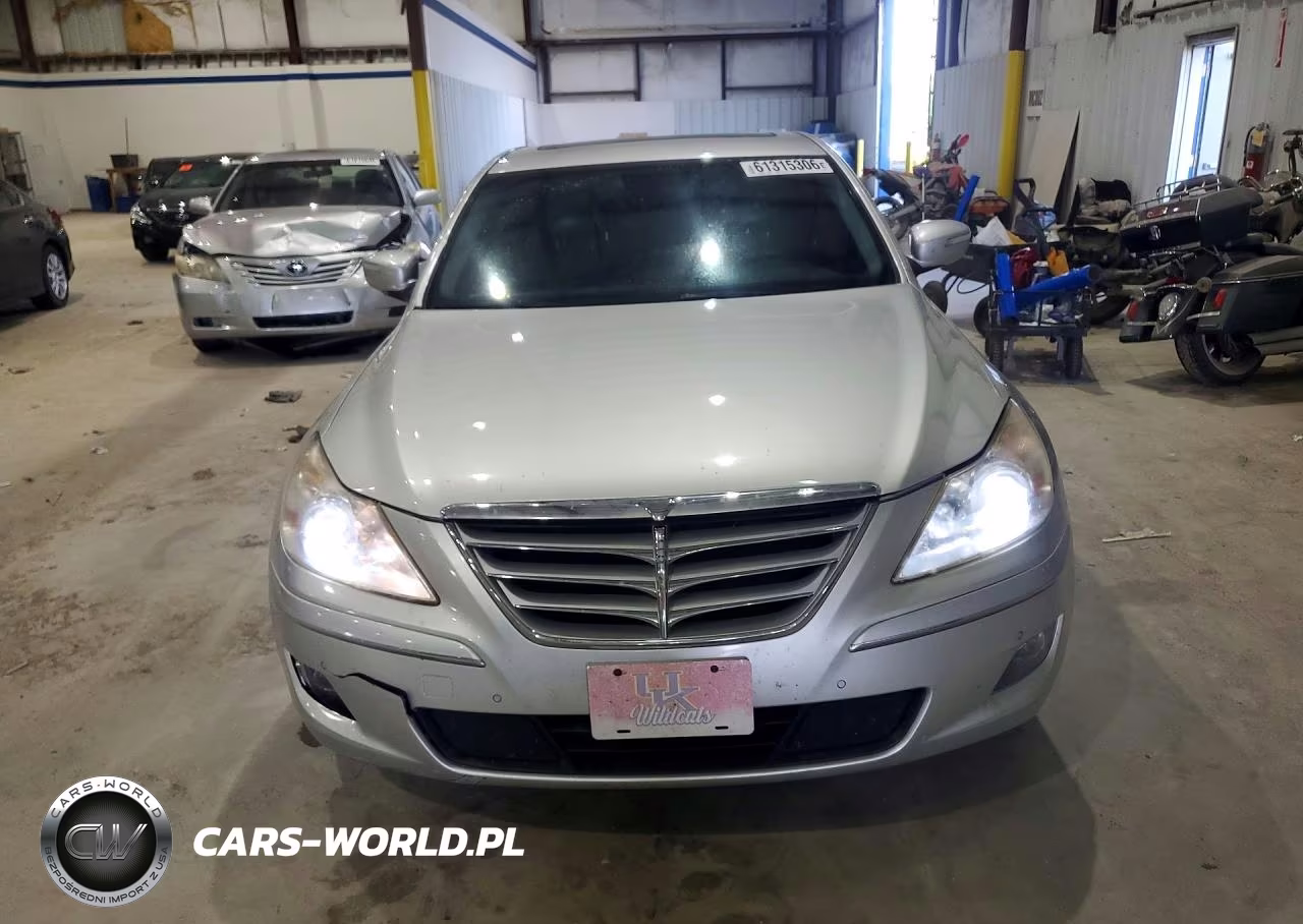 2010 Hyundai Genesis 3.8L VIN:KMHGC4DE8AU093987 - 5