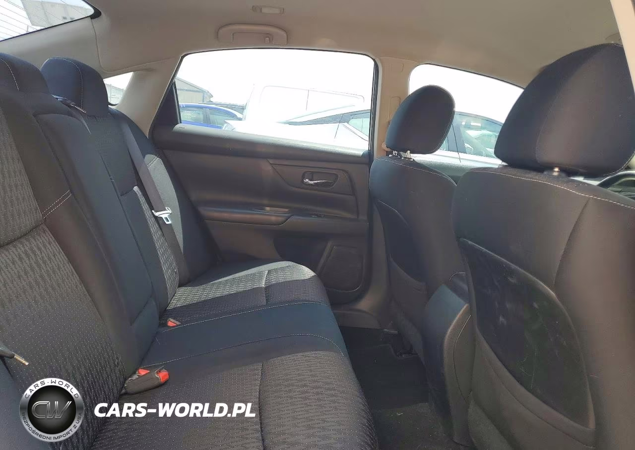 2016 Nissan Altima 2.5 S VIN:1N4AL3AP7GN385844 - 10