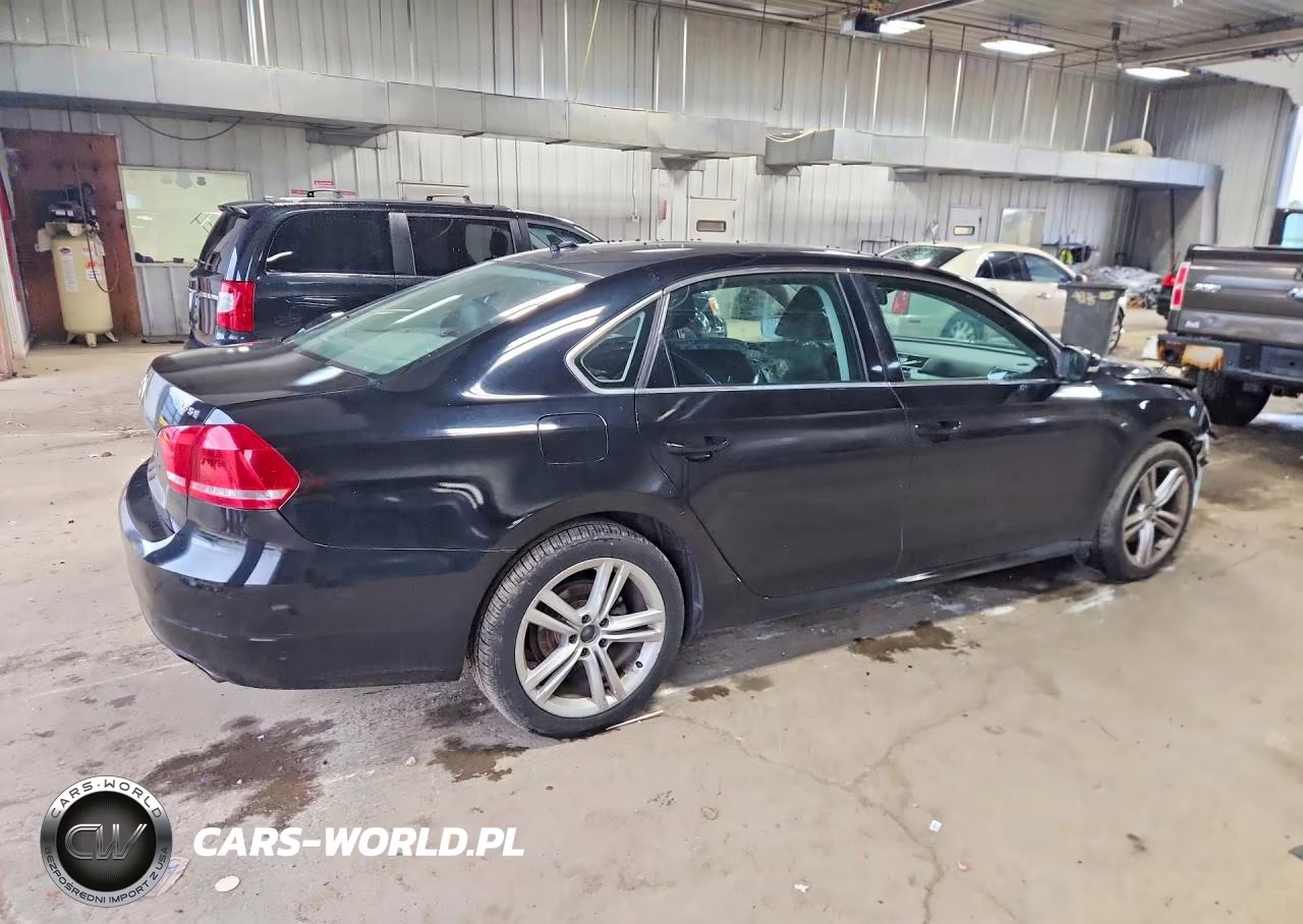 2012 Volkswagen Passat Se VIN:1VWBM7A37CC077043 - 3