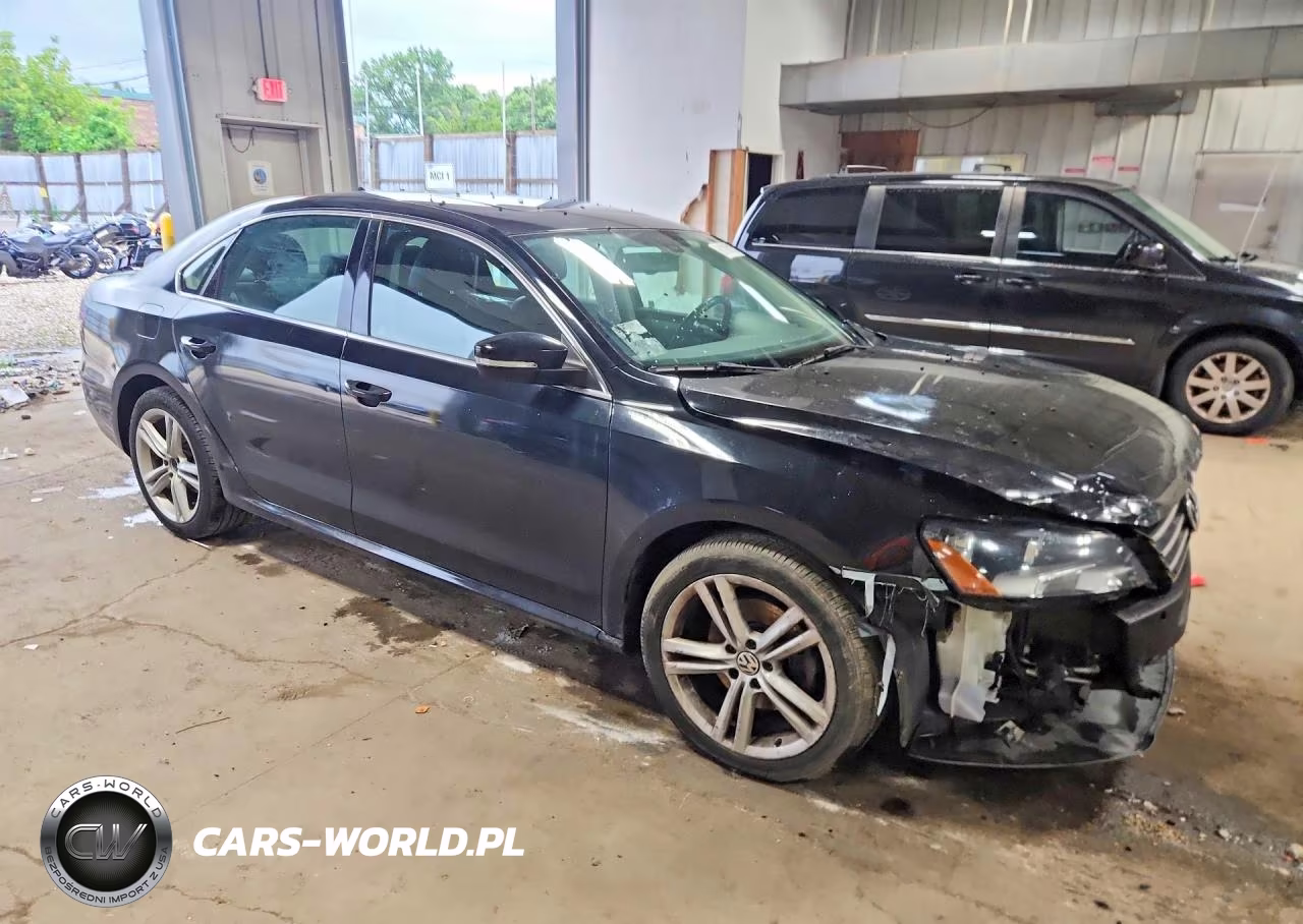 2012 Volkswagen Passat Se VIN:1VWBM7A37CC077043 - 4