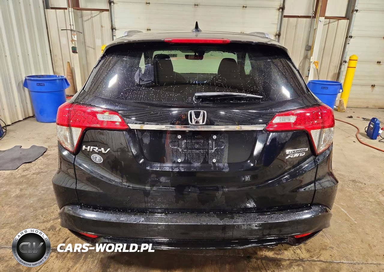 2020 Honda Hr-V Touring VIN:3CZRU6H95LM733741 - 6
