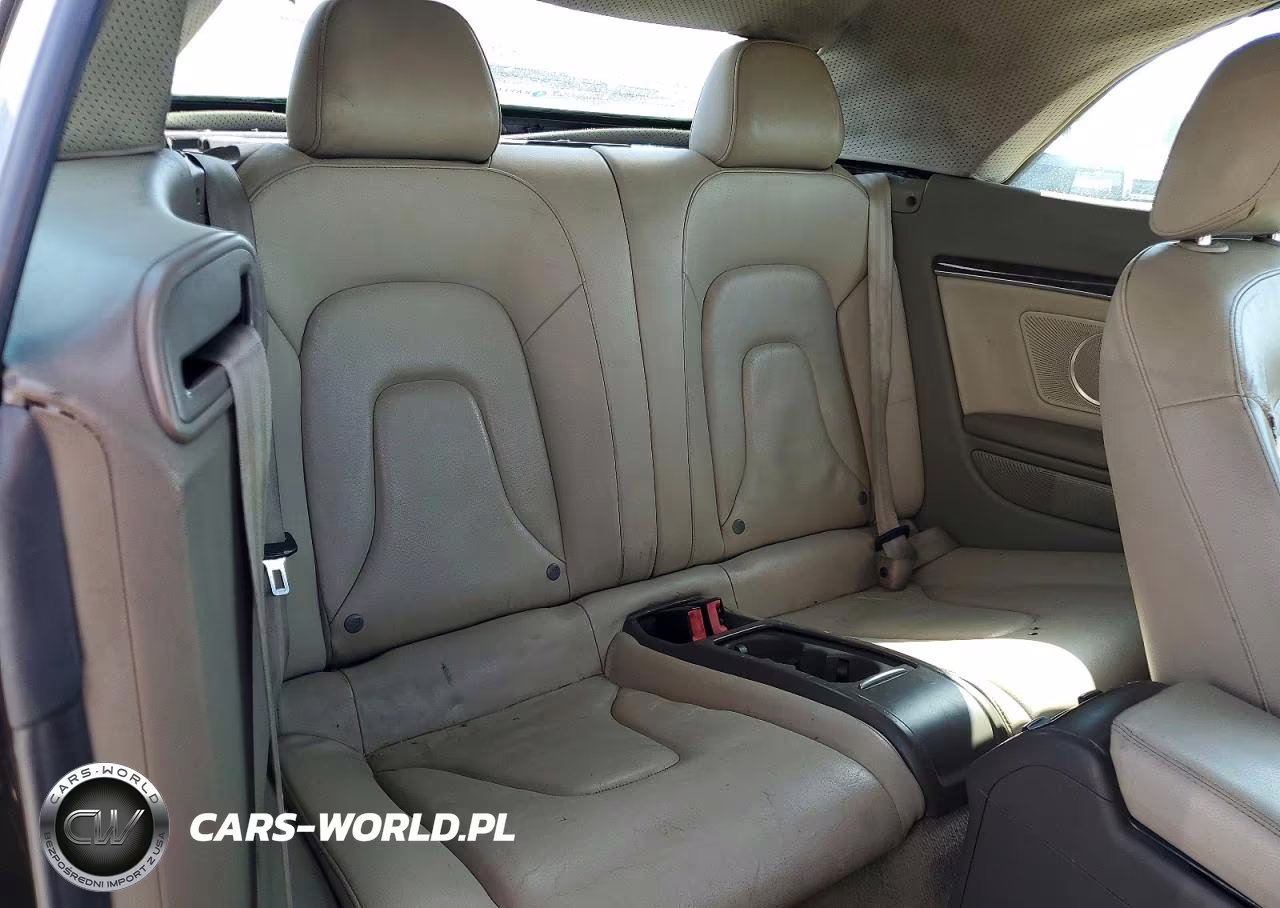 2011 Audi A5 Premium Plus VIN:WAULFAFHXBN003599 - 10