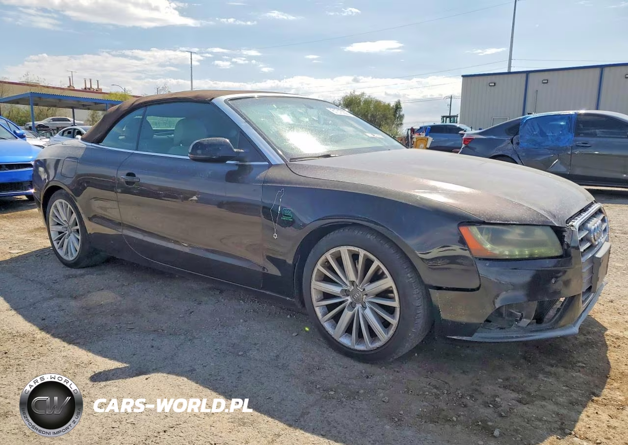 2011 Audi A5 Premium Plus VIN:WAULFAFHXBN003599 - 4