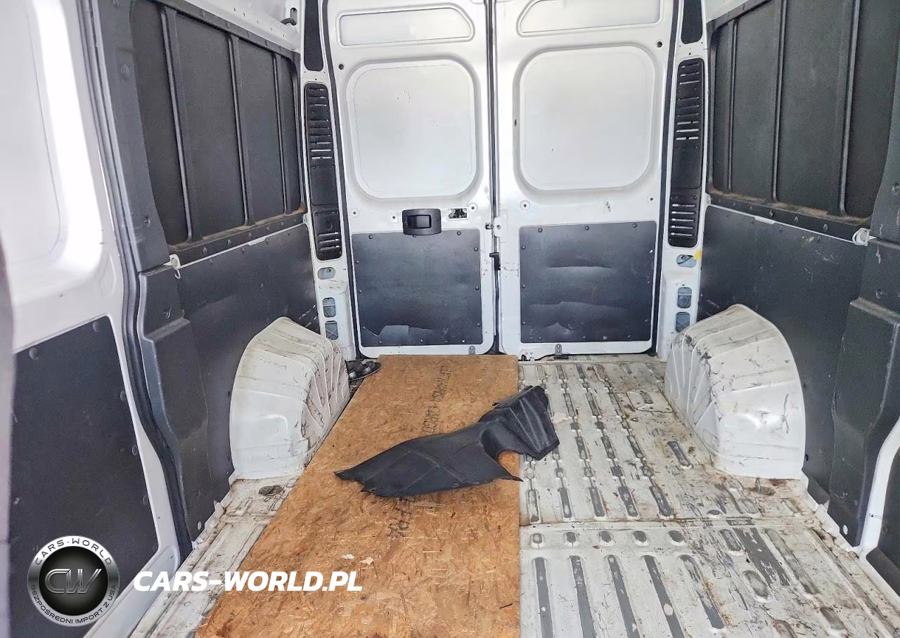 2019 Ram Promaster 1500 Delivery Van VIN:3C6TRVBG3KE547985 - 10