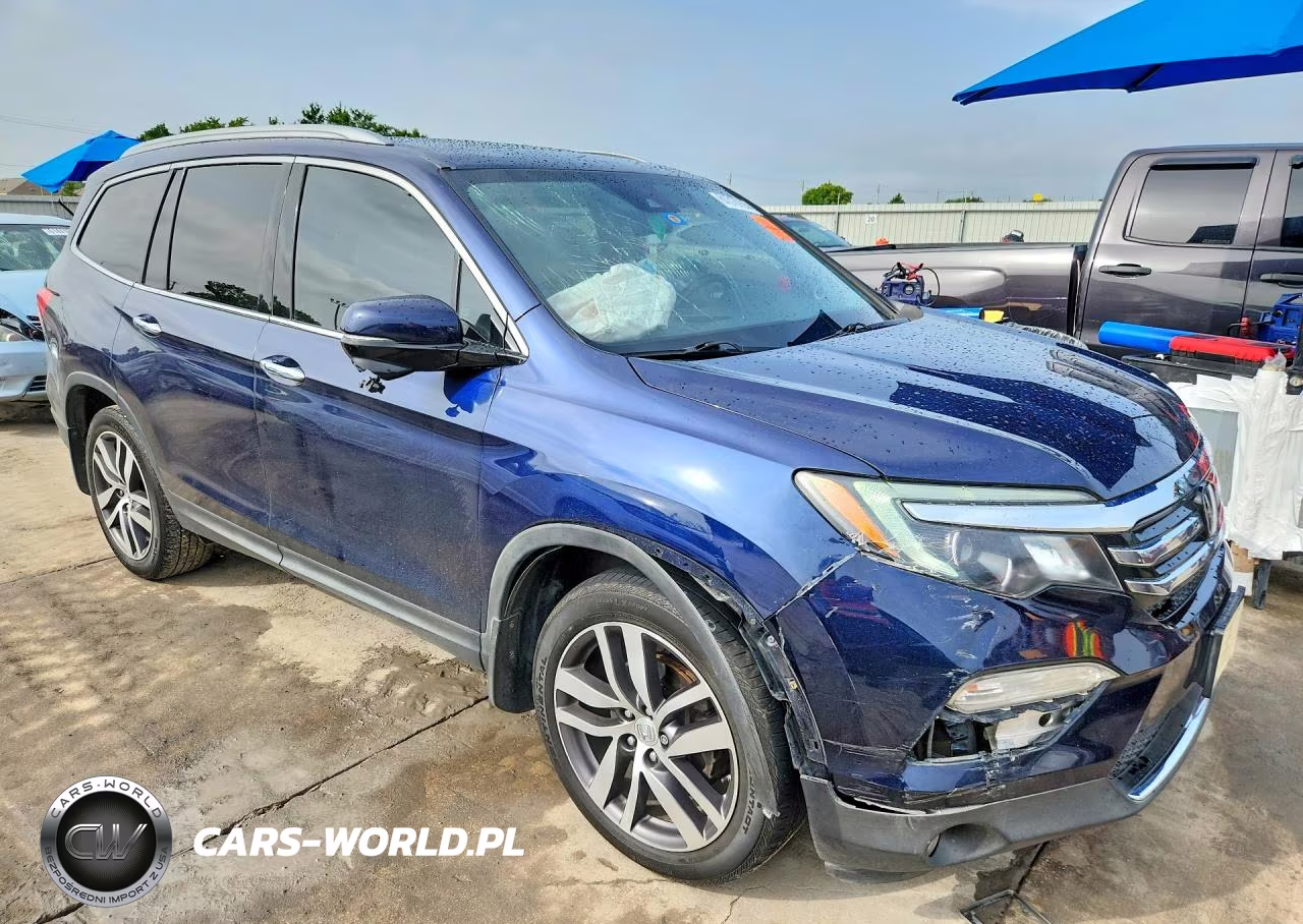 2017 Honda Pilot Touring VIN:5FNYF5H96HB015150 - 4