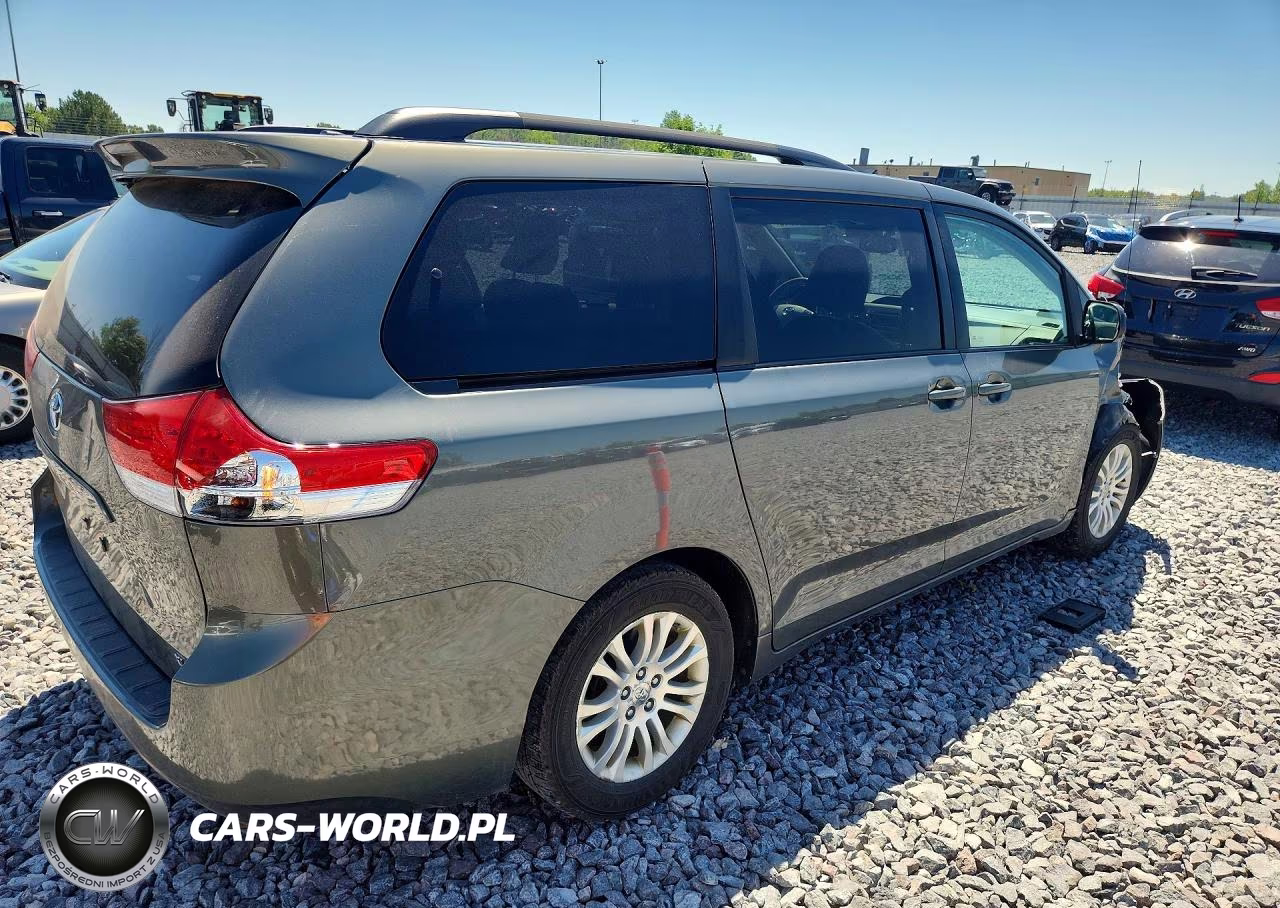 2012 Toyota Sienna Xle 8-Passenger VIN:5TDYK3DCXCS197859 - 3