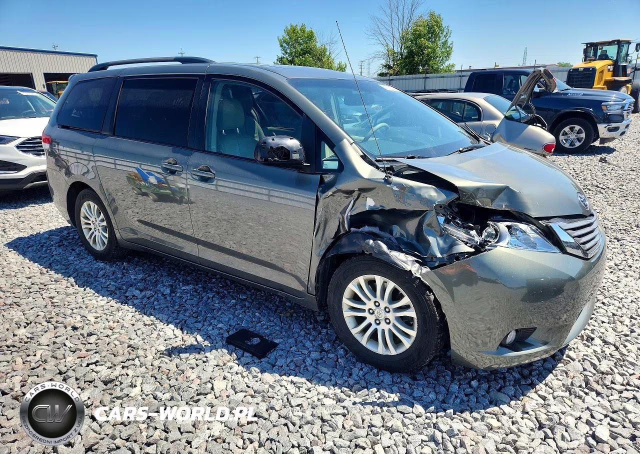 2012 Toyota Sienna Xle 8-Passenger VIN:5TDYK3DCXCS197859 - 4