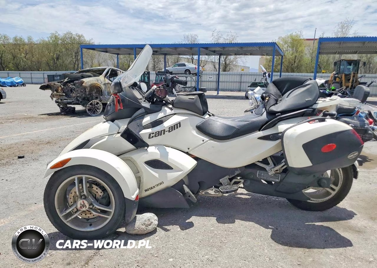 2012 Can-Am Spyder Roadster Rs VIN:2BXJADA13CV000494 - 3
