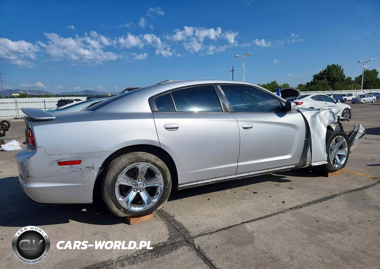 2011 Dodge Charger VIN:2B3CL3CG6BH613562 - 3
