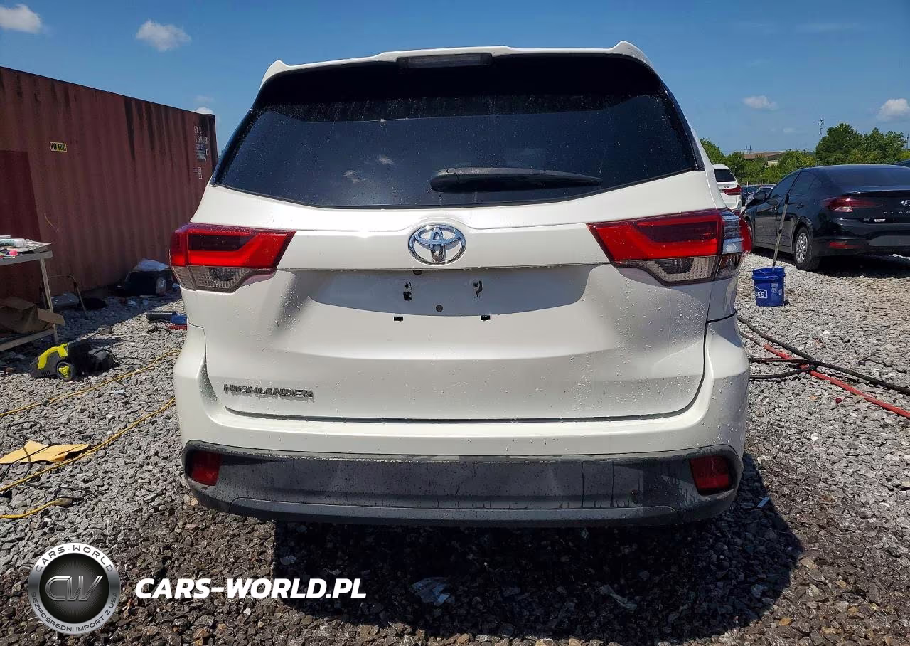 2017 Toyota Highlander Le VIN:5TDZARFHXHS031366 - 6