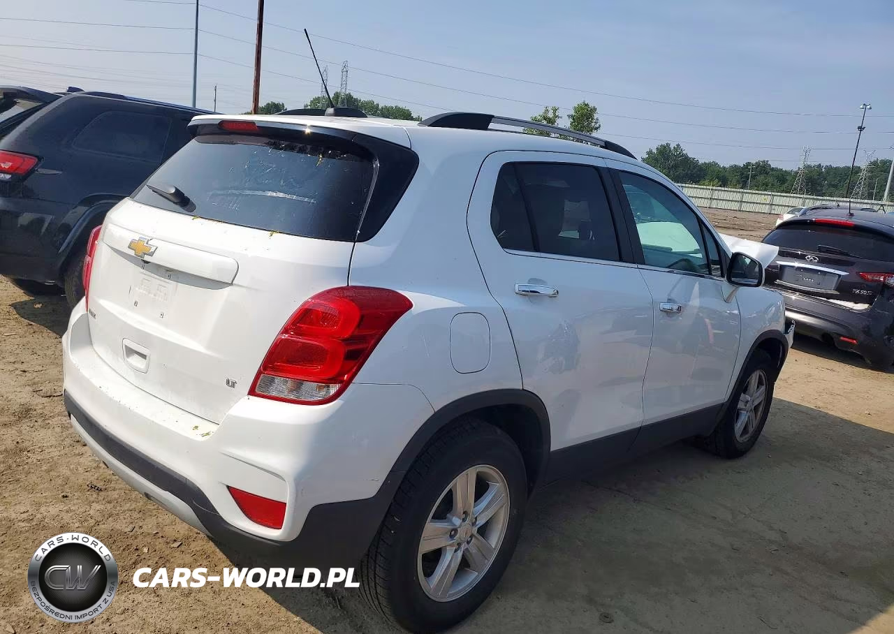 2019 Chevrolet Trax 1Lt VIN:KL7CJLSB1KB915549 - 3