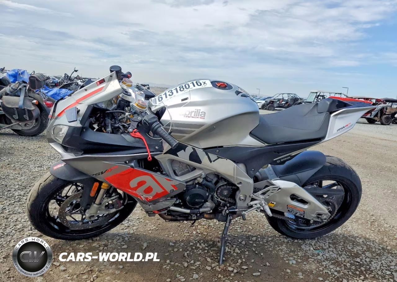 2016 Aprilia Rsv4 Rf VIN:ZD4RKUB01GS000324 - 3