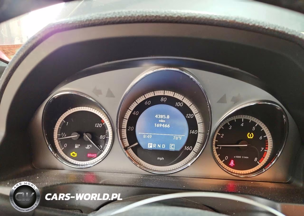 2010 Mercedes-Benz C 300 4Matic VIN:WDDGF8BB7AF401673 - 9