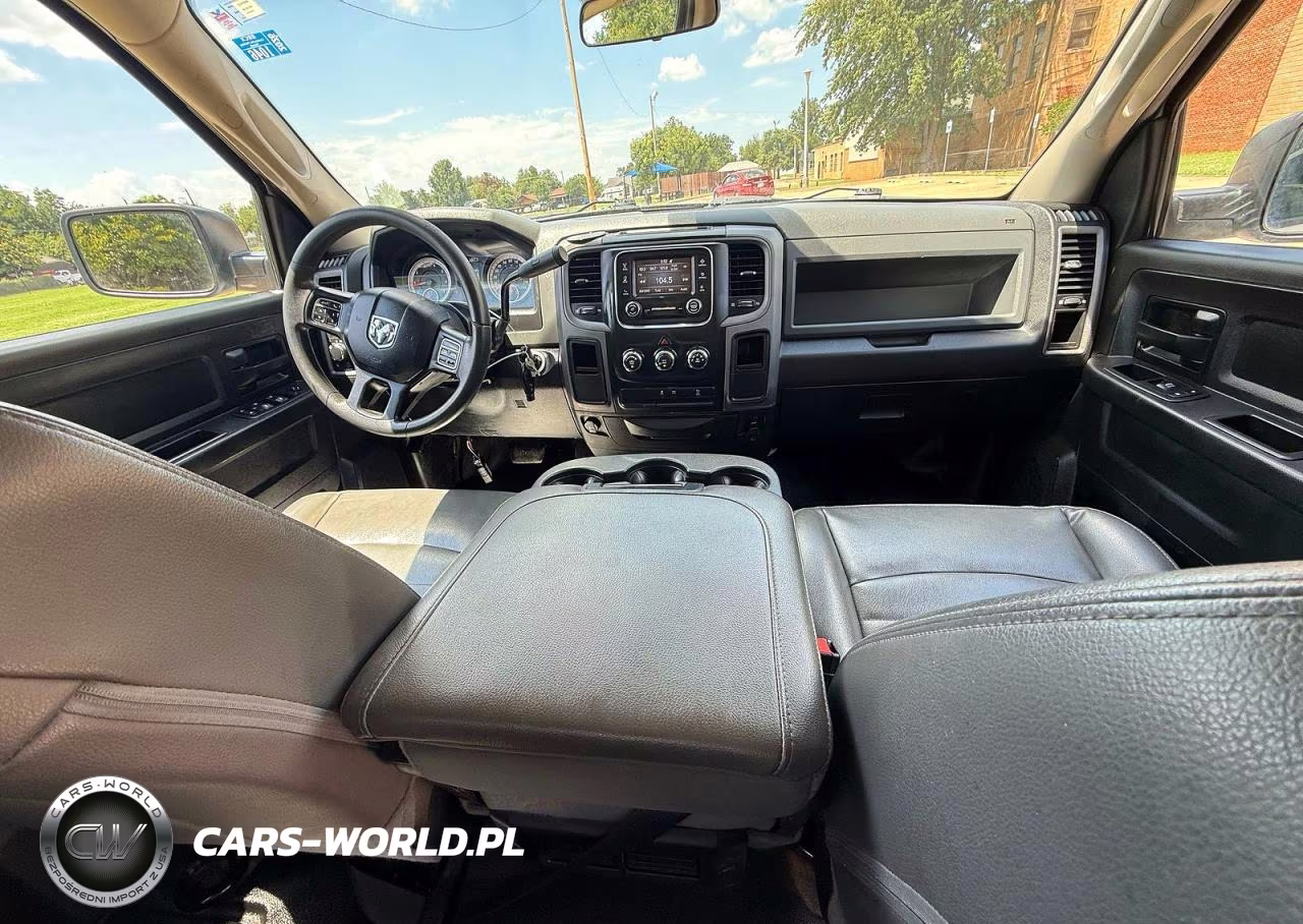 2018 Ram 2500 St VIN:3C6UR4HJ7JG312963 - 9