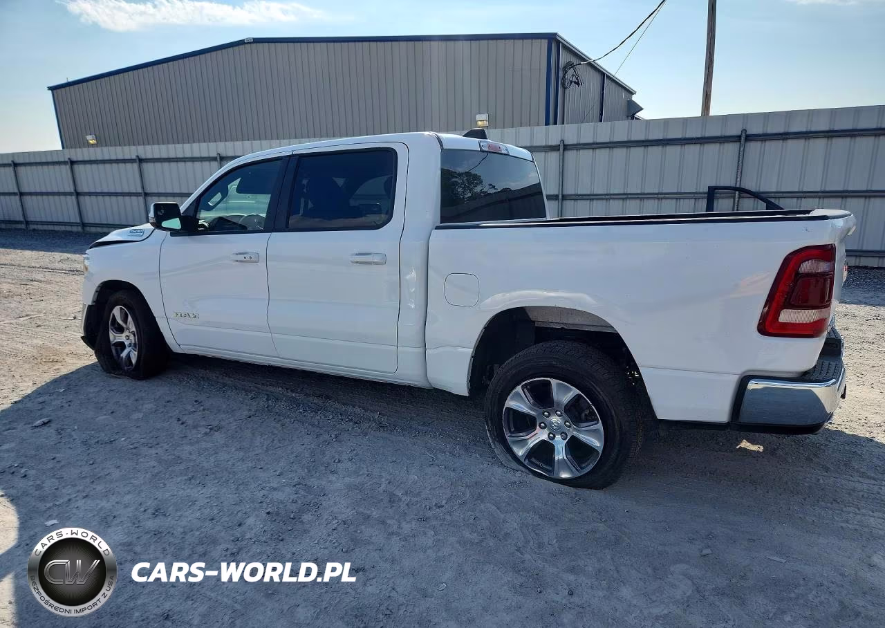 2024 Ram 1500 Laramie VIN:1C6RREJT7RN205115 - 2