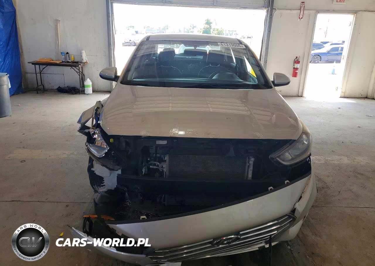 2019 Hyundai Accent Se VIN:3KPC24A39KE069089 - 5