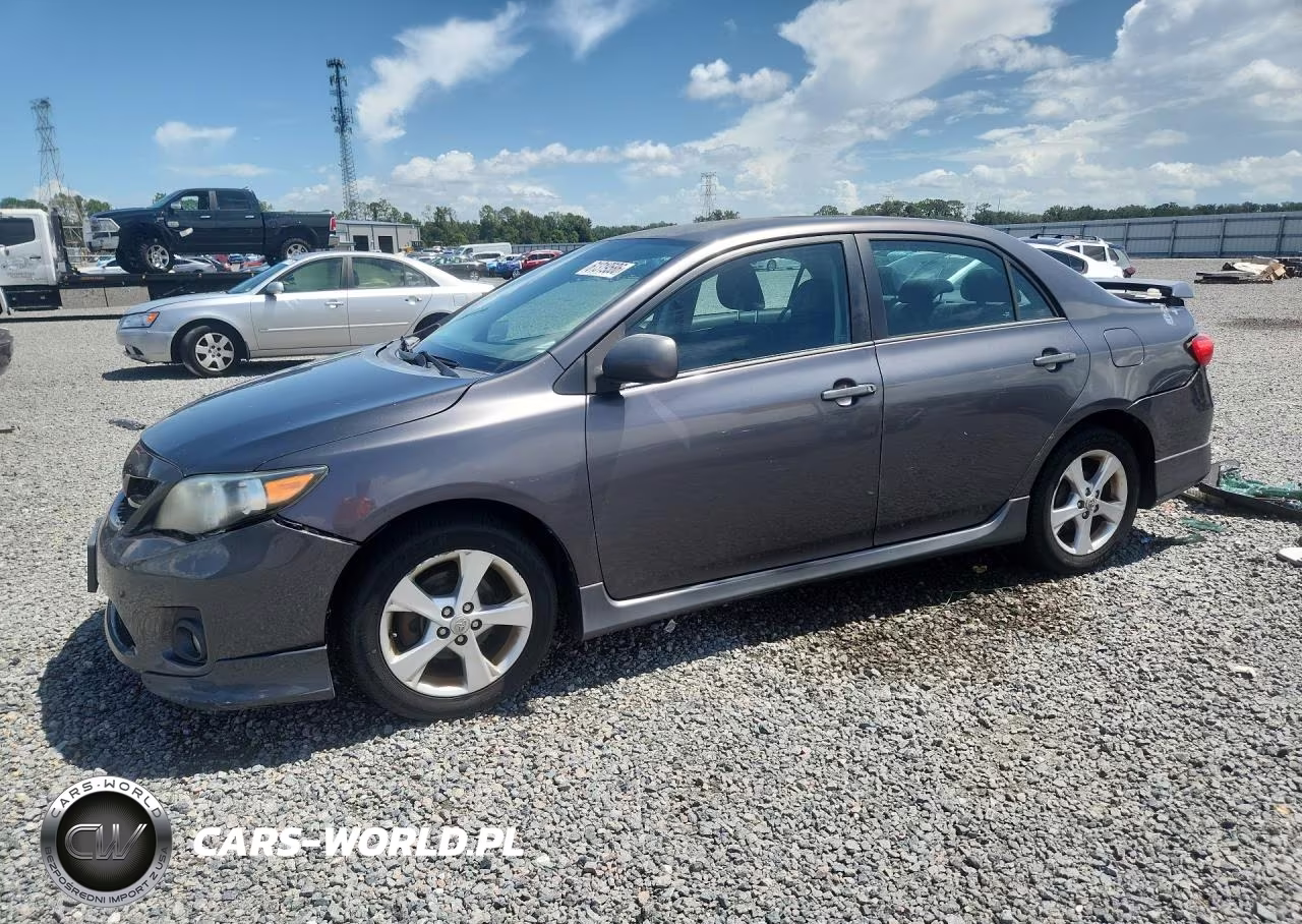 2013 Toyota Corolla S
