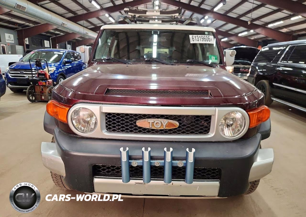 2007 Toyota Fj Cruiser Base VIN:JTEBU11F270028524 - 5